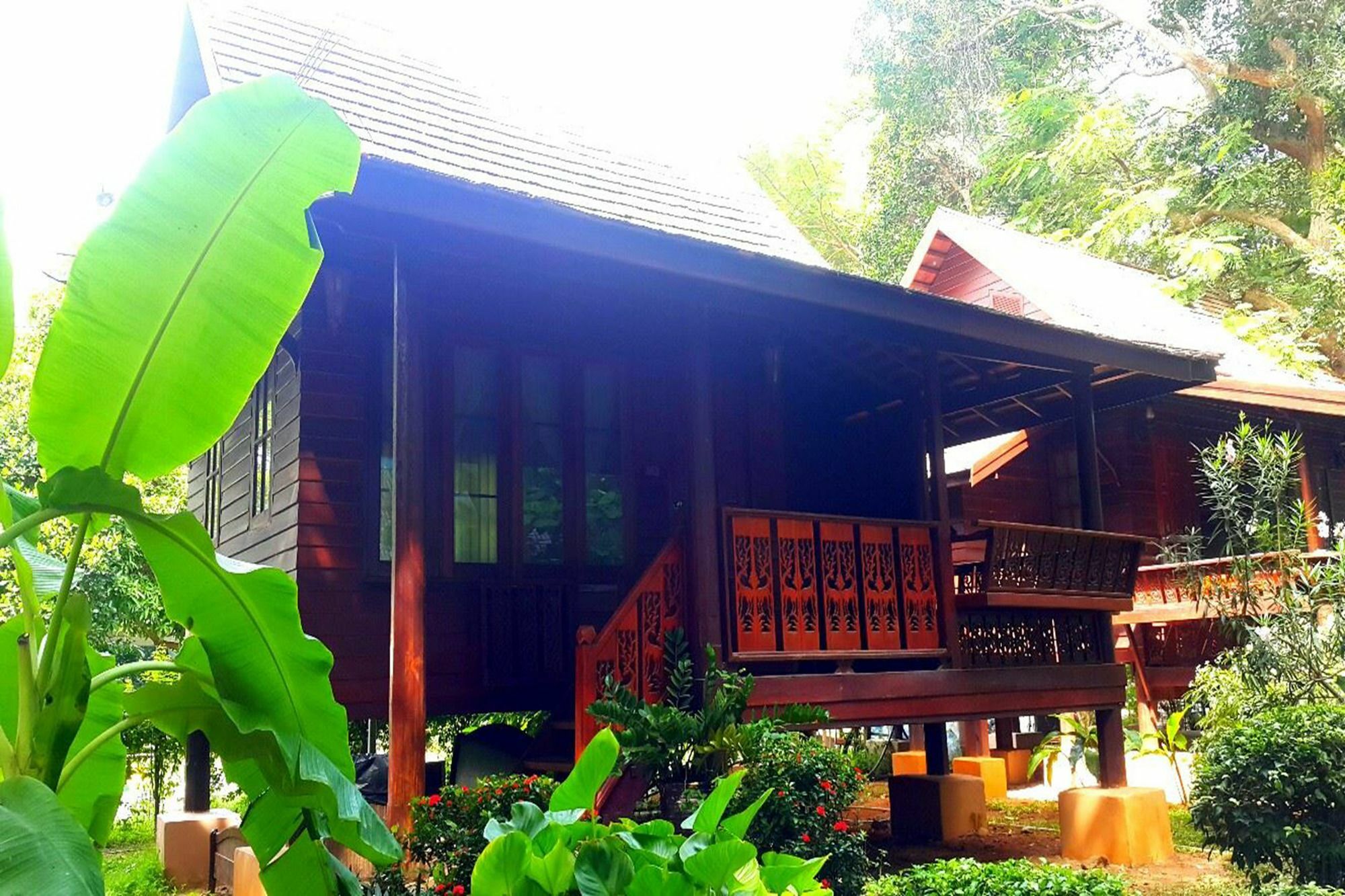 Ban Sairung Hotel Rayong Luaran gambar